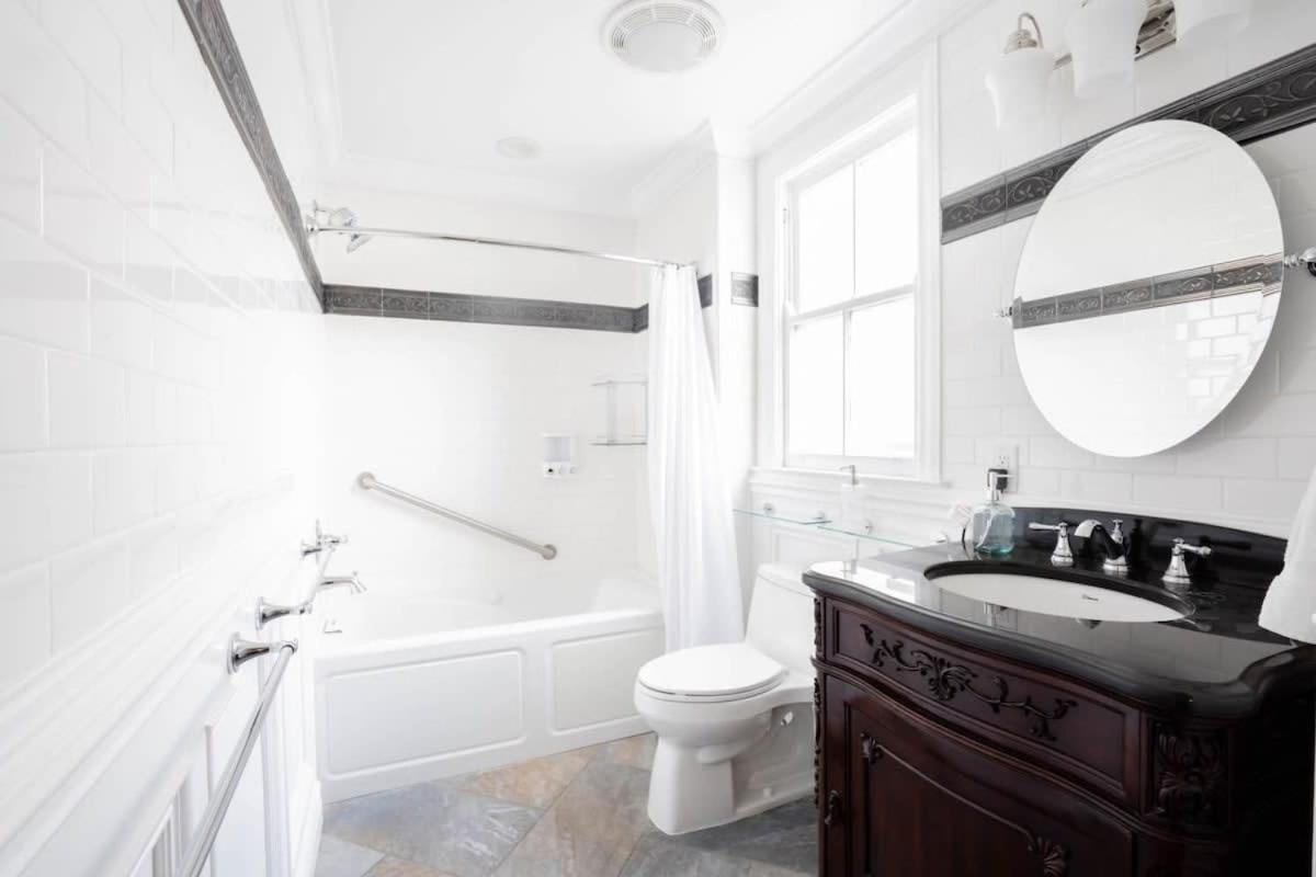 Decadent Luxury - Covington Condo Kültér fotó